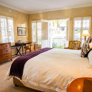 Luxury King Room